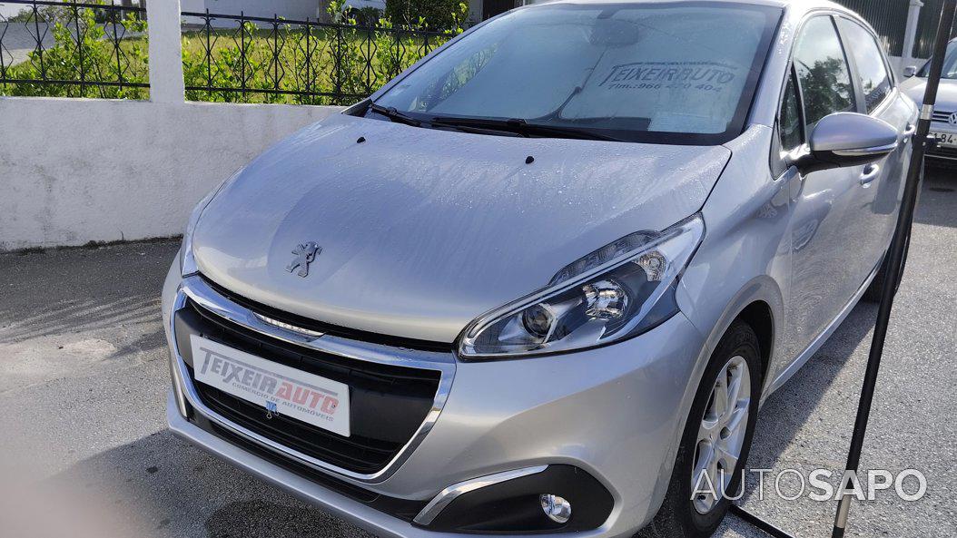 Peugeot 208 1.2 PureTech Active de 2016