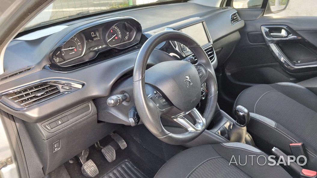 Peugeot 208 1.2 PureTech Active de 2016