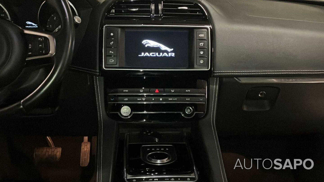 Jaguar F-Pace de 2017
