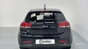 Kia Rio de 2023