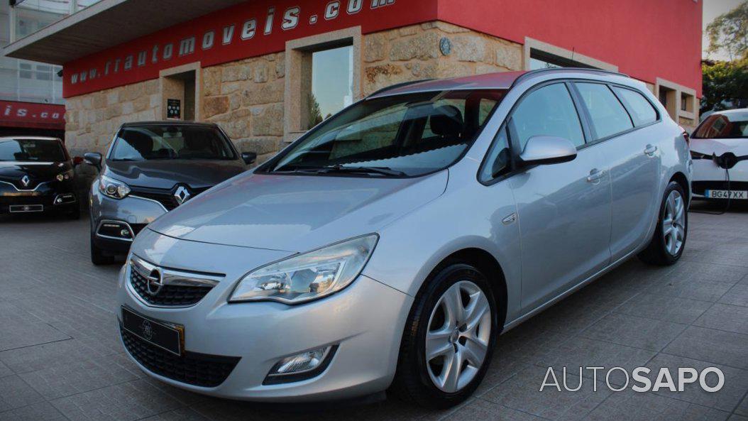 Opel Astra 1.3 CDTi Cosmo S/S de 2011