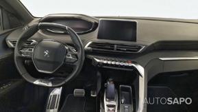 Peugeot 3008 1.6 Hybrid4 GT e-EAT8 de 2020