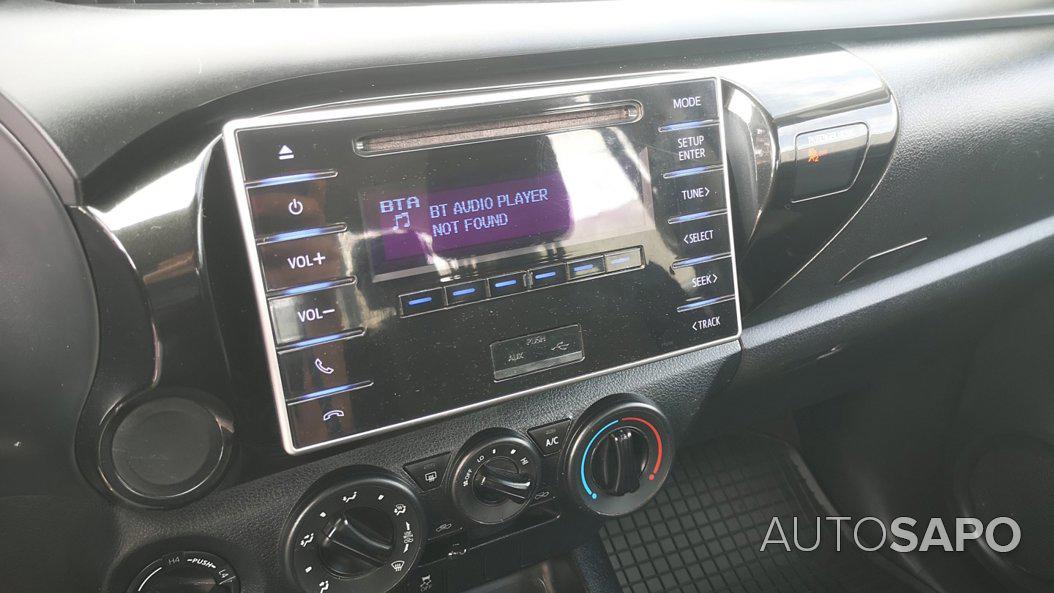 Toyota Hilux 2.4 D-4D 4WD CD CM de 2019