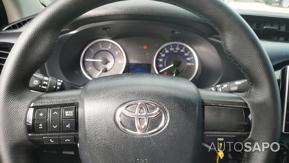 Toyota Hilux 2.4 D-4D 4WD CD CM de 2019