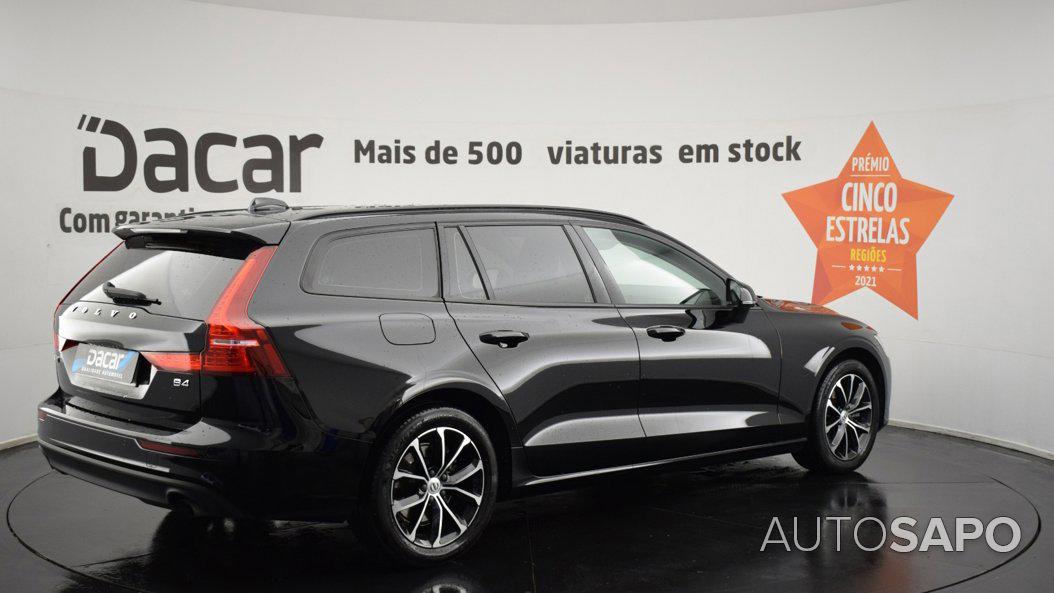 Volvo V60 2.0 B4 Momentum Plus Geartronic de 2021