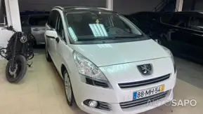 Peugeot 5008 1.6 BlueHDi Allure J17 de 2011