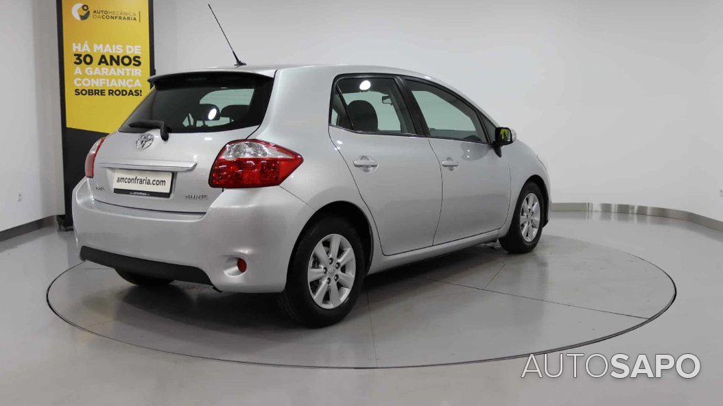 Toyota Auris 1.4 D-4D Active de 2010