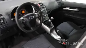 Toyota Auris 1.4 D-4D Active de 2010