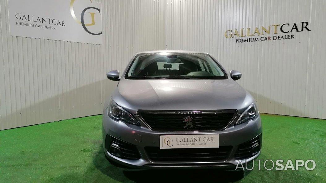 Peugeot 308 1.2 PureTech Style de 2018