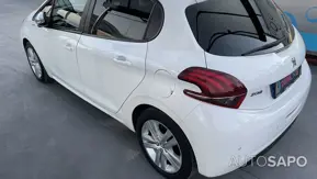 Peugeot 208 1.2 PureTech Style de 2018