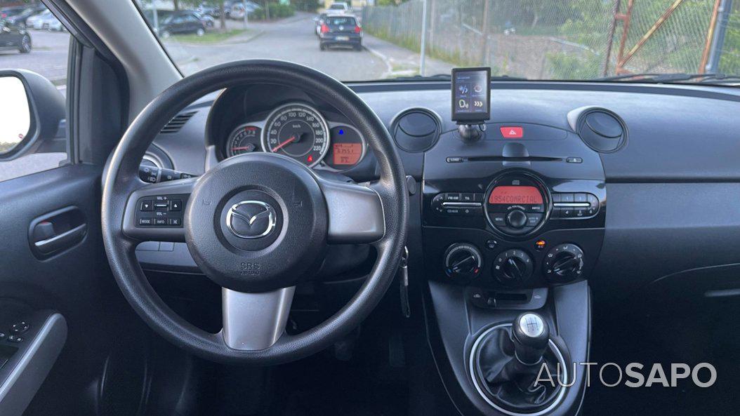 Mazda 2 1.3 MZR Comfort de 2012