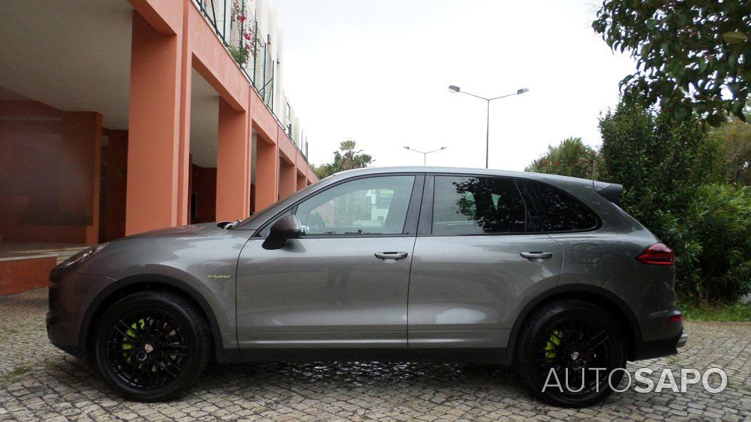 Porsche Cayenne Coupé S E-Hybrid de 2016