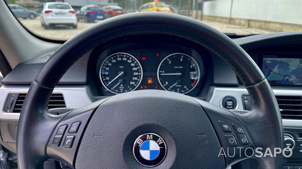 BMW Série 3 318 d Touring Sport de 2011