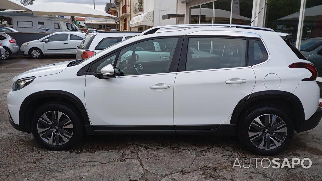 Peugeot 2008 1.2 PureTech Allure de 2017