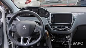 Peugeot 2008 1.2 PureTech Allure de 2017