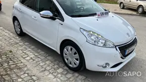 Peugeot 208 1.2 PureTech Style de 2015