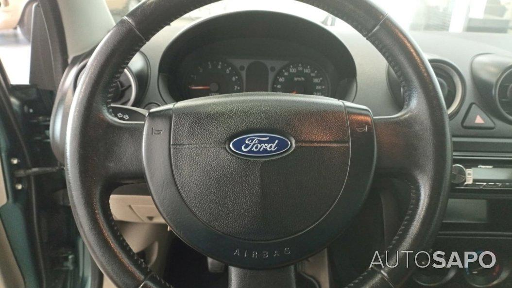 Ford Fiesta 1.4 Trend de 2003