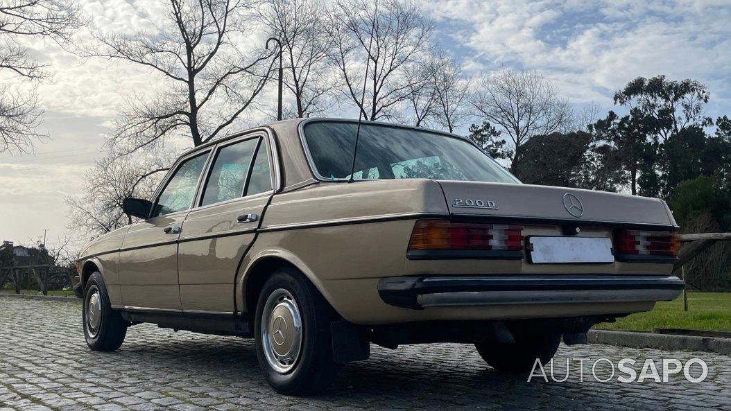 Mercedes-Benz 200 de 1985