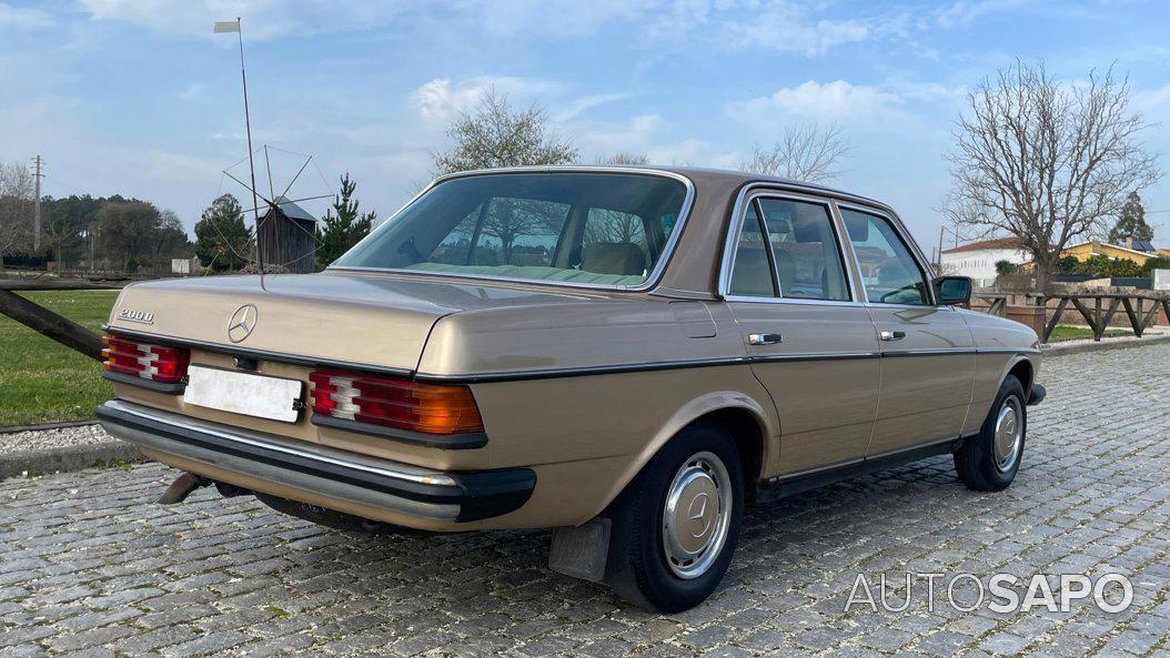 Mercedes-Benz 200 de 1985