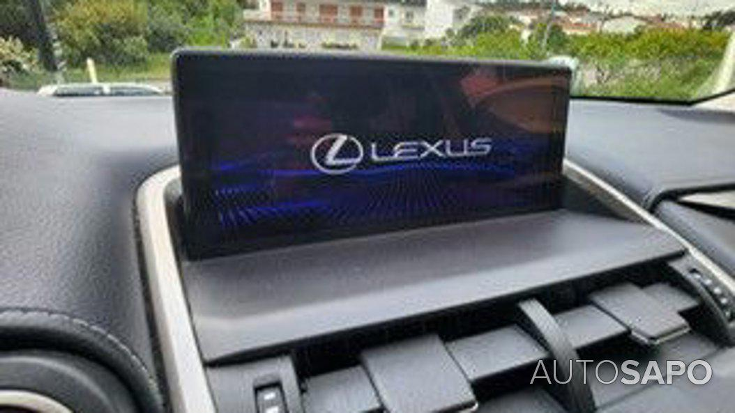Lexus NX 300h Executive de 2019