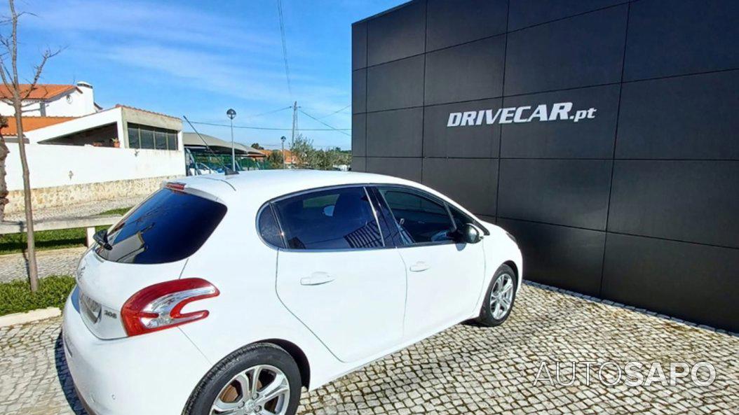 Peugeot 208 1.4 HDi Allure de 2013