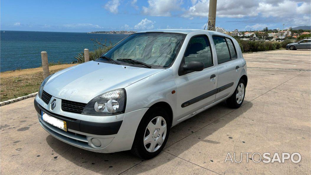 Renault Clio 1.2 16V Conf. Privilege de 2001