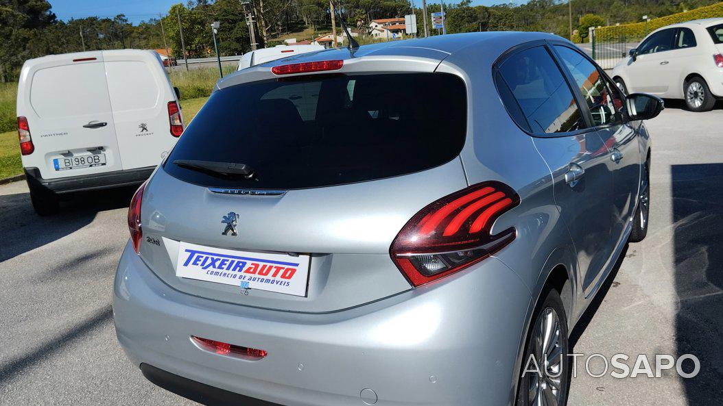 Peugeot 208 1.6 Blue HDI Style de 2017