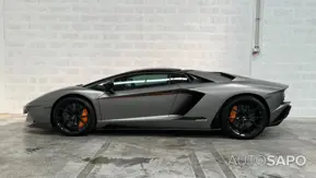 Lamborghini Aventador de 2021