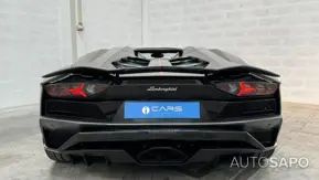 Lamborghini Aventador de 2021