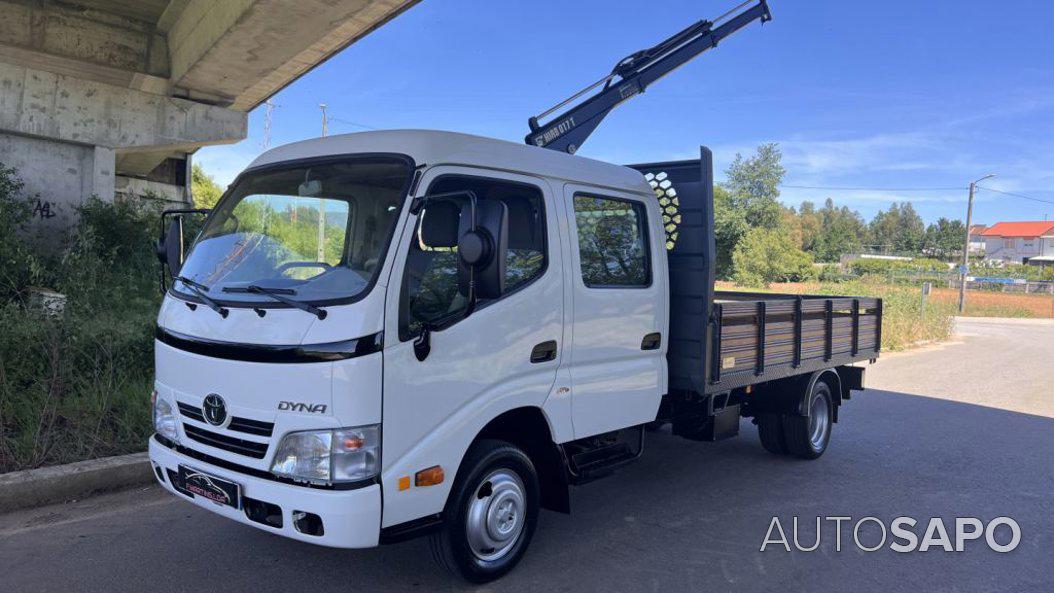 Toyota Dyna 3.0 D-4D M CD 35.33 AC+Kit.Reforço de Molas de 2010