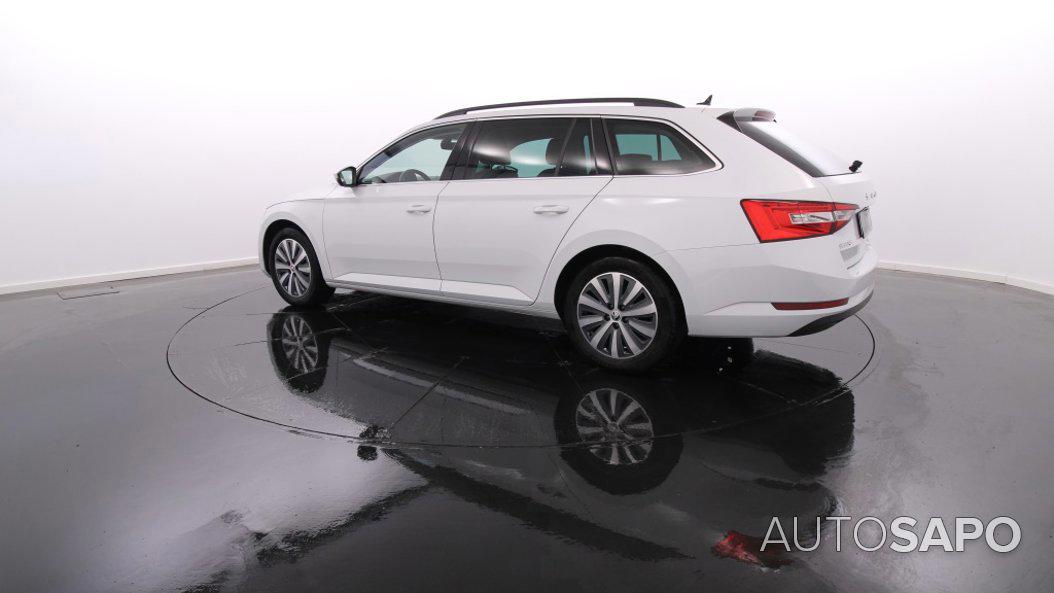 Skoda Superb de 2023