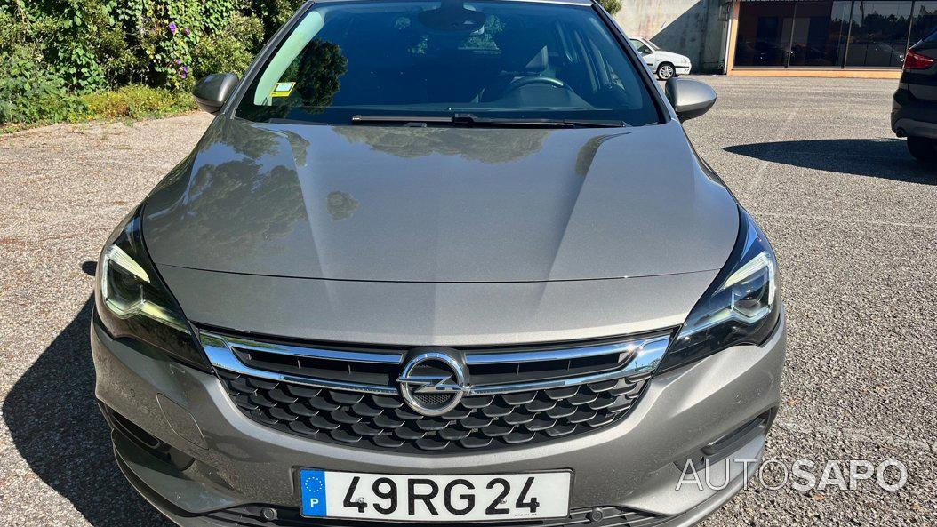 Opel Astra de 2016