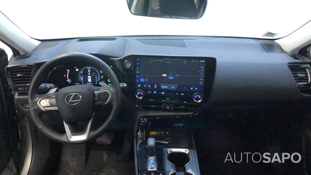 Lexus NX de 2022