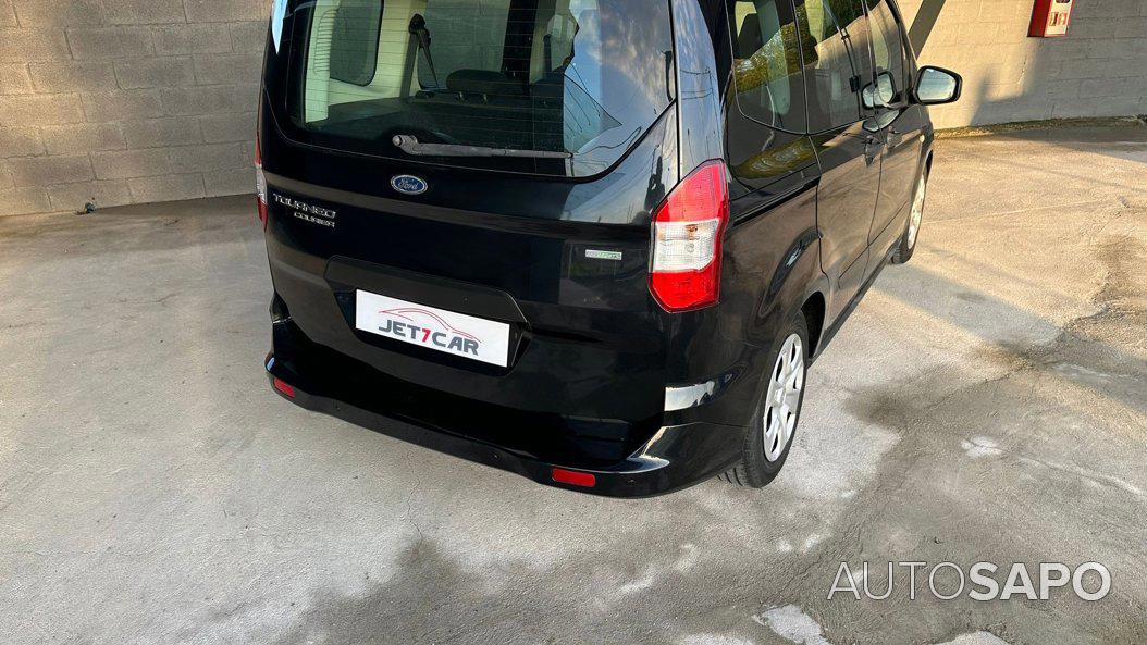 Ford Tourneo Courier 1.0 EcoBoost Ambiente de 2015