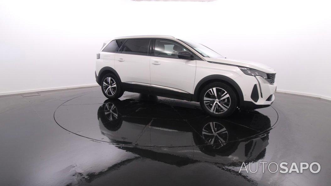 Peugeot 5008 de 2022