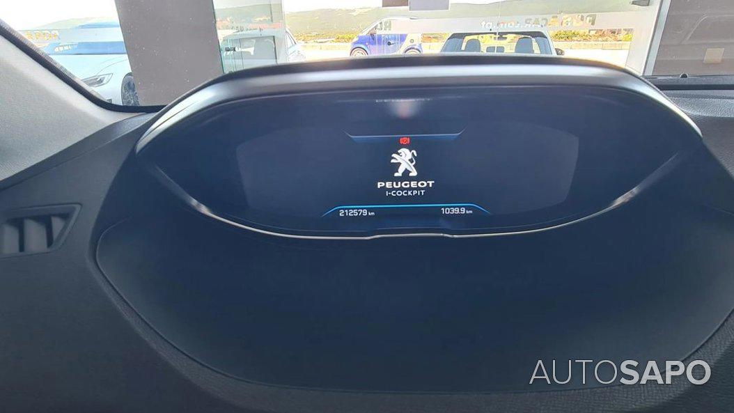 Peugeot 5008 1.5 BlueHDi Active Pack de 2020