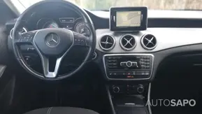 Mercedes-Benz Classe GLA 220 d Urban 4-Matic de 2015