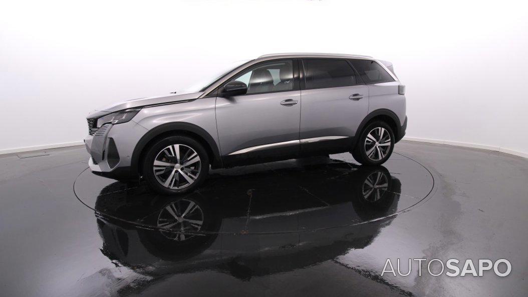 Peugeot 5008 de 2022