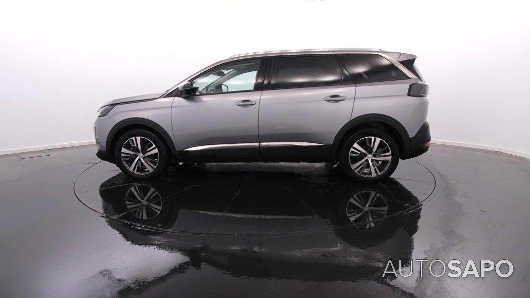 Peugeot 5008 de 2022