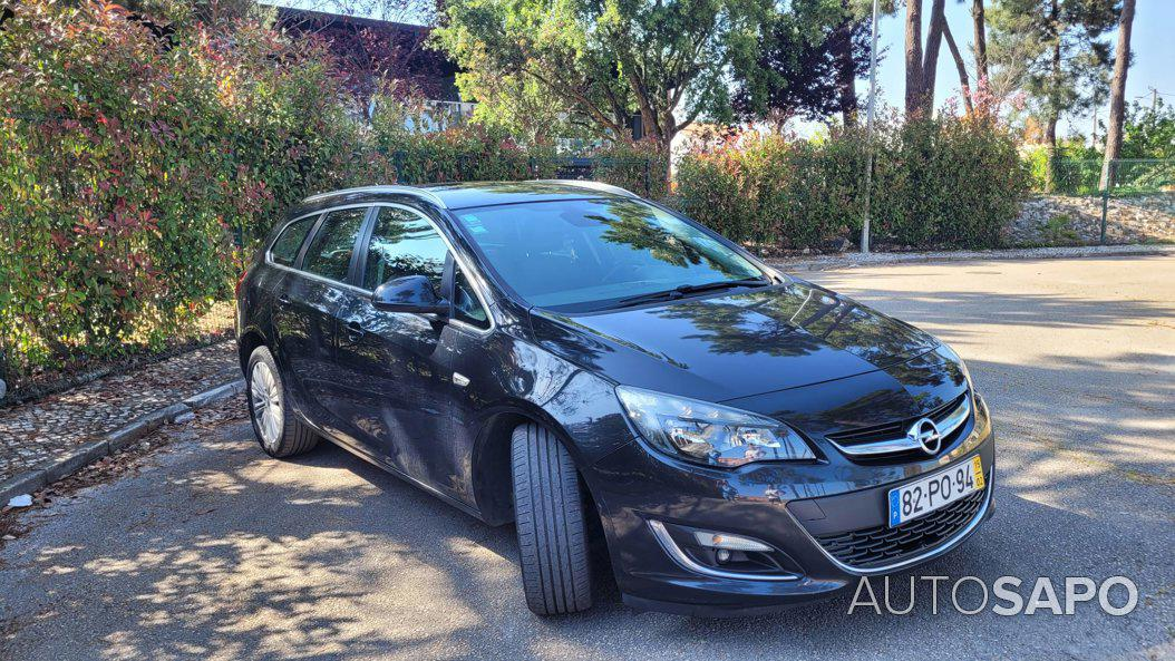 Opel Astra 1.6 CDTi Executive S/S de 2015