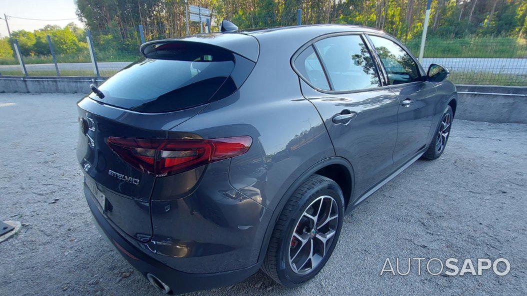 Alfa Romeo Stelvio 2.2 D Super AT8 Q4 de 2018