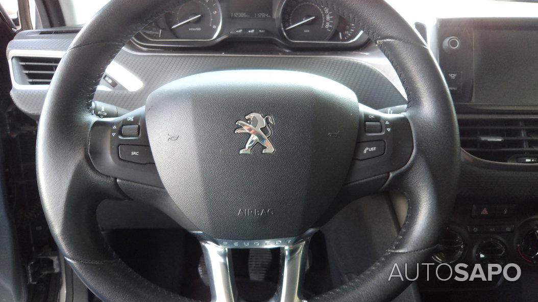 Peugeot 2008 1.6 e-HDi Allure de 2014