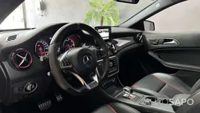 Mercedes-Benz Classe GLA 45 AMG 4-Matic de 2016