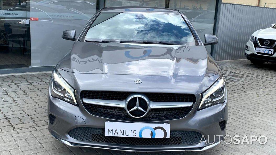 Mercedes-Benz Classe CLA 180 d Urban Aut. de 2017