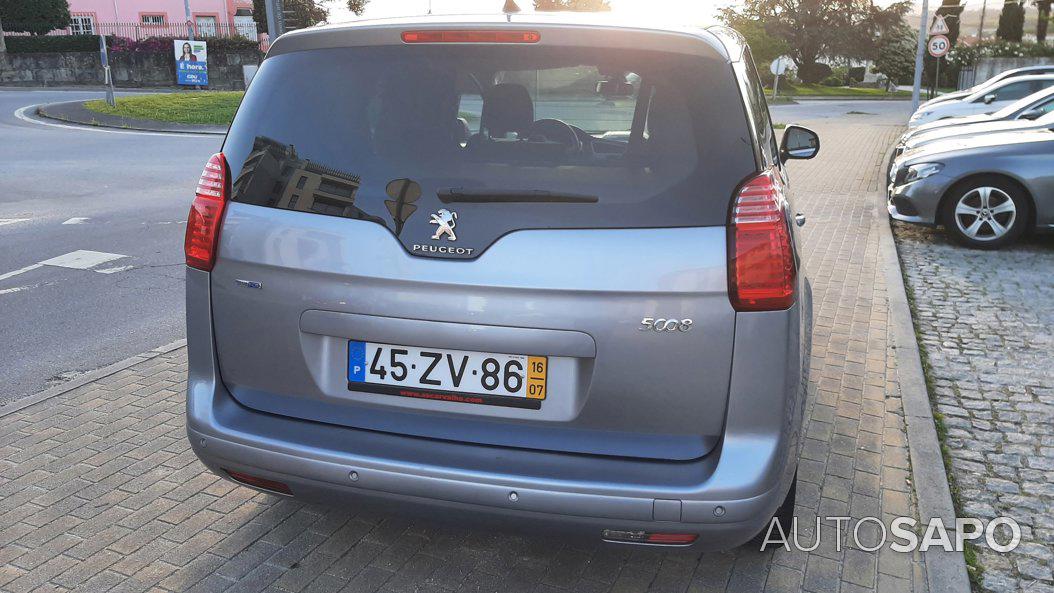 Peugeot 5008 de 2016