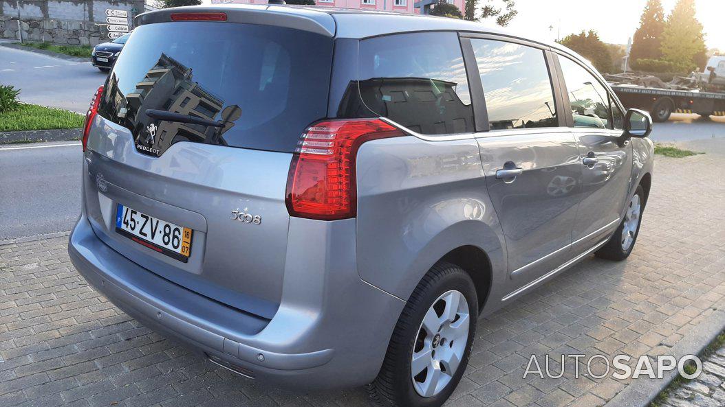 Peugeot 5008 de 2016