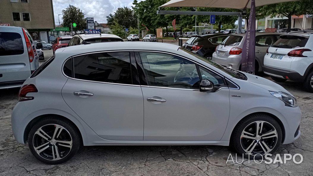 Peugeot 208 1.2 PureTech Allure de 2017