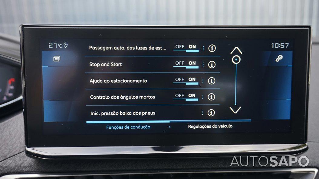 Peugeot 3008 1.2 PureTech Allure de 2021