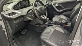 Peugeot 2008 1.2 PureTech Allure EAT6 de 2016