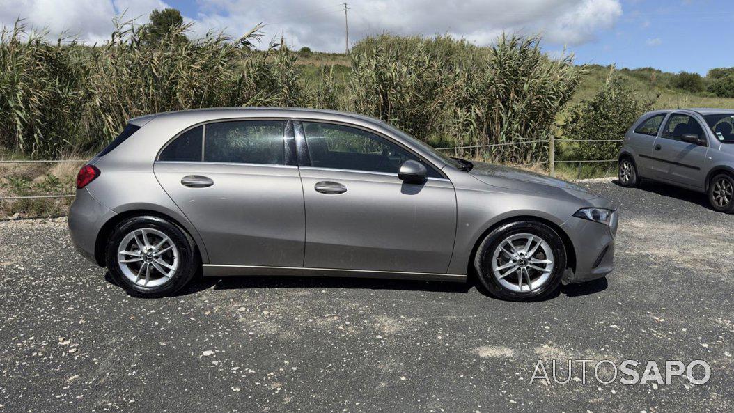 Mercedes-Benz Classe A 180 d Business Solutions Aut. de 2019